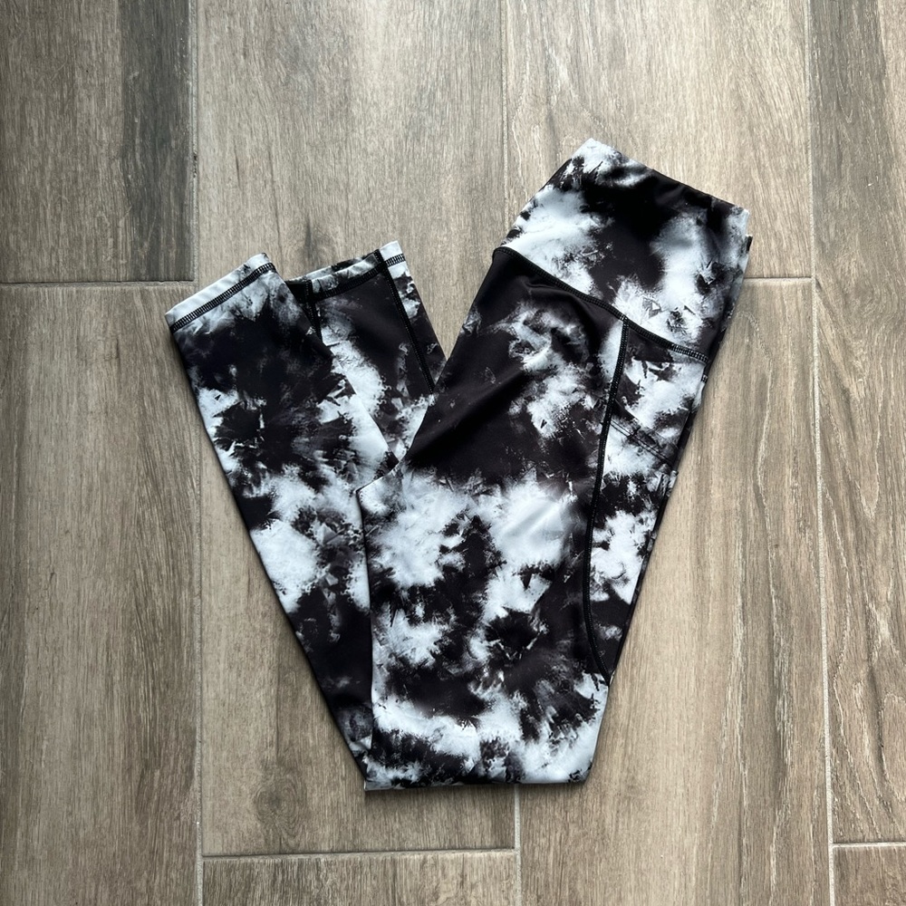 Black and white print leggings size S
